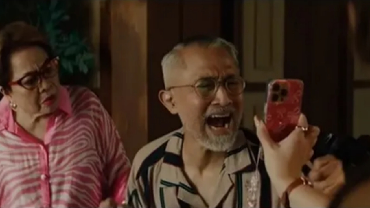 Check Out Sekarang, Pay Later (Caper) backdrop