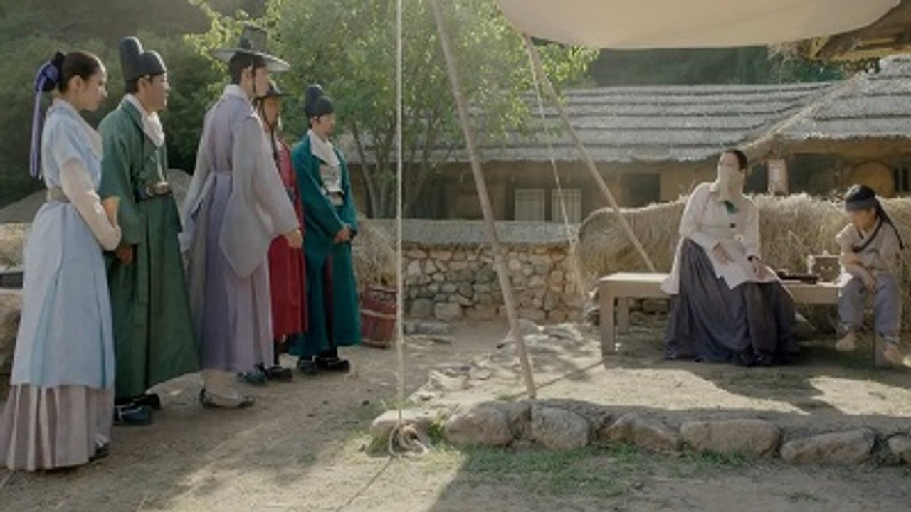 Rookie Historian Goo Hae-Ryung backdrop