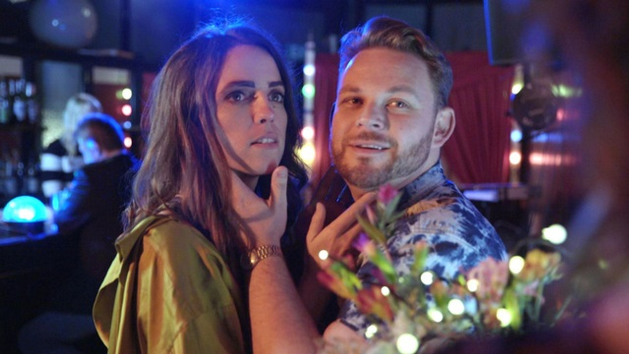 Auckward Love — Épisode 6