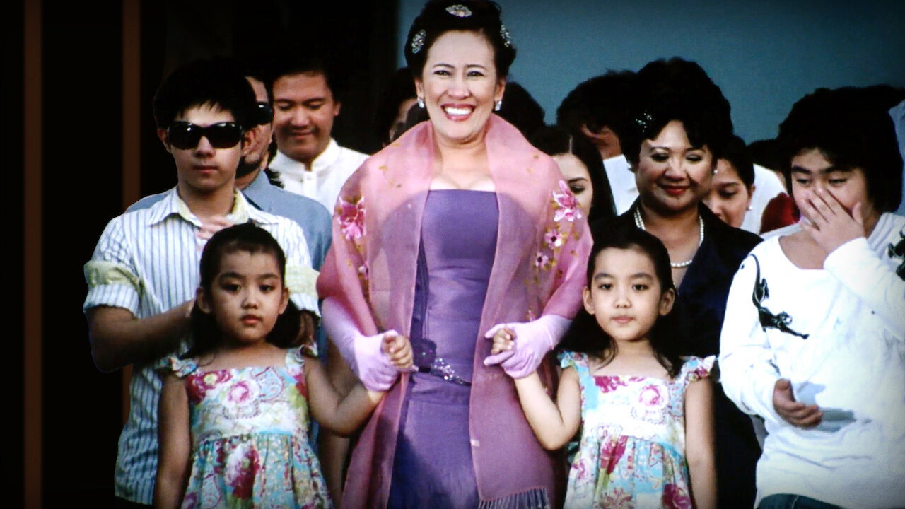 Ang Tanging Ina N'yong Lahat backgrop image