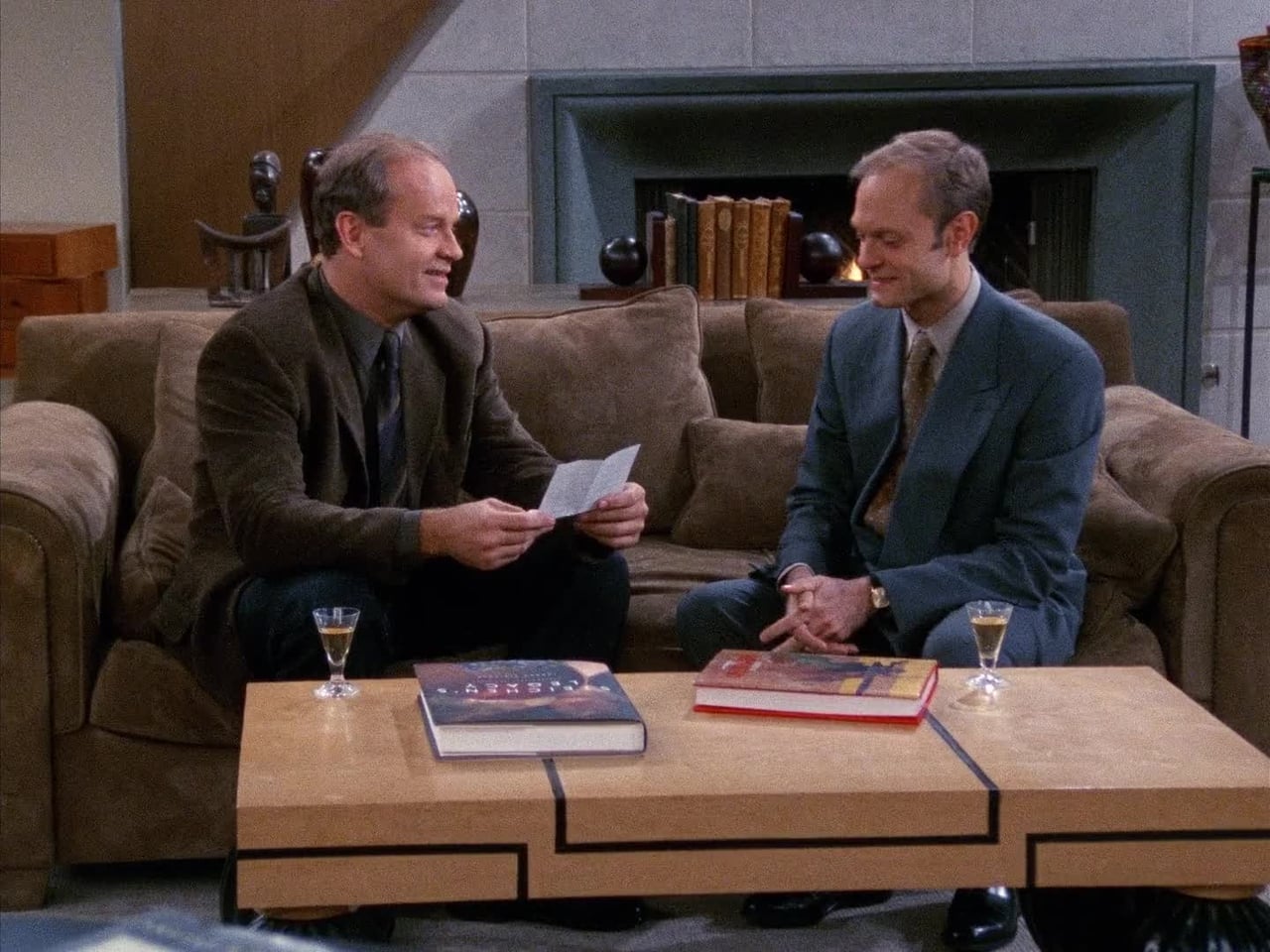 Frasier - Season 8 Episode 12 : The Show Must Go Off