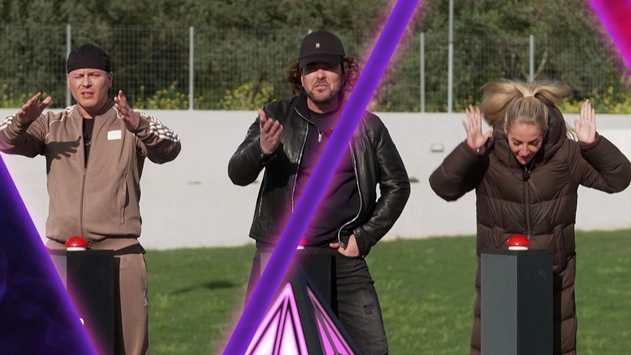 The Power - Wer hat die Macht? backdrop