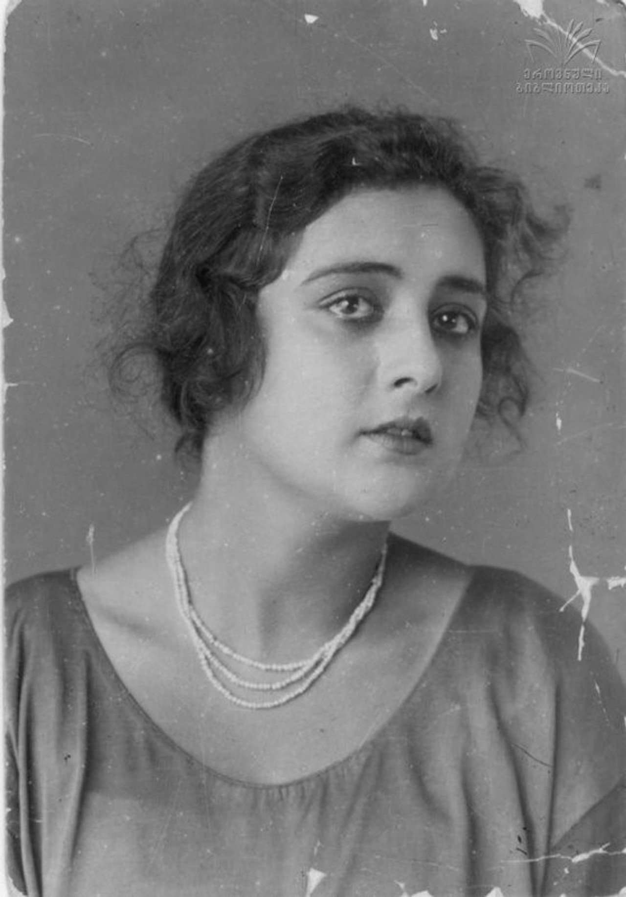 nato vachnadze Backdrop