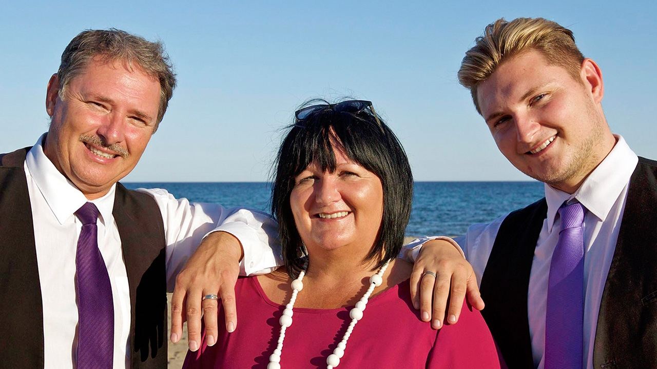 Sun, Sea and Selling Houses