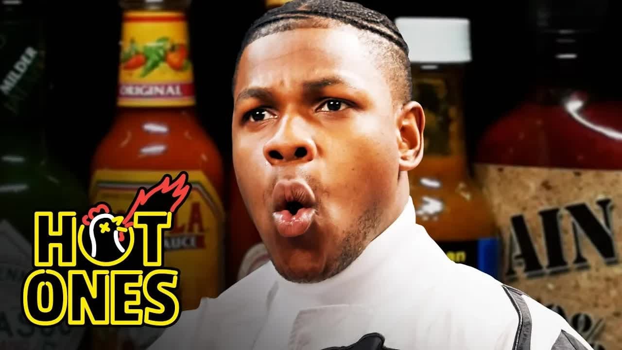 Hot Ones - Season 10 Episode 12 : John Boyega Summons the Force While Eating Spicy Wings