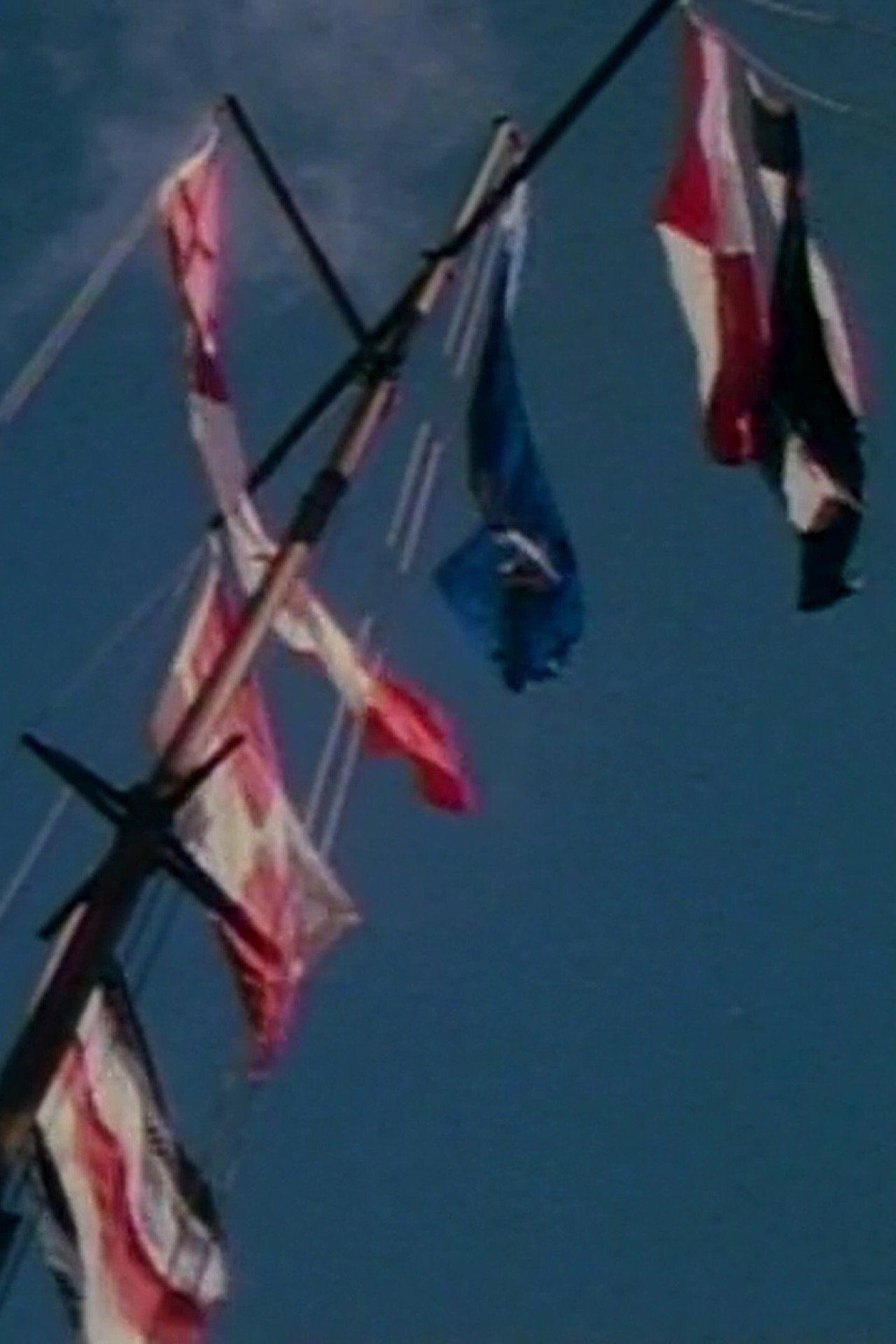Un cirque sur le fleuve filmaffisch