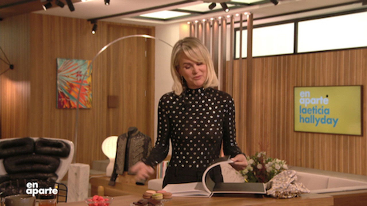 En aparté — Laeticia Hallyday