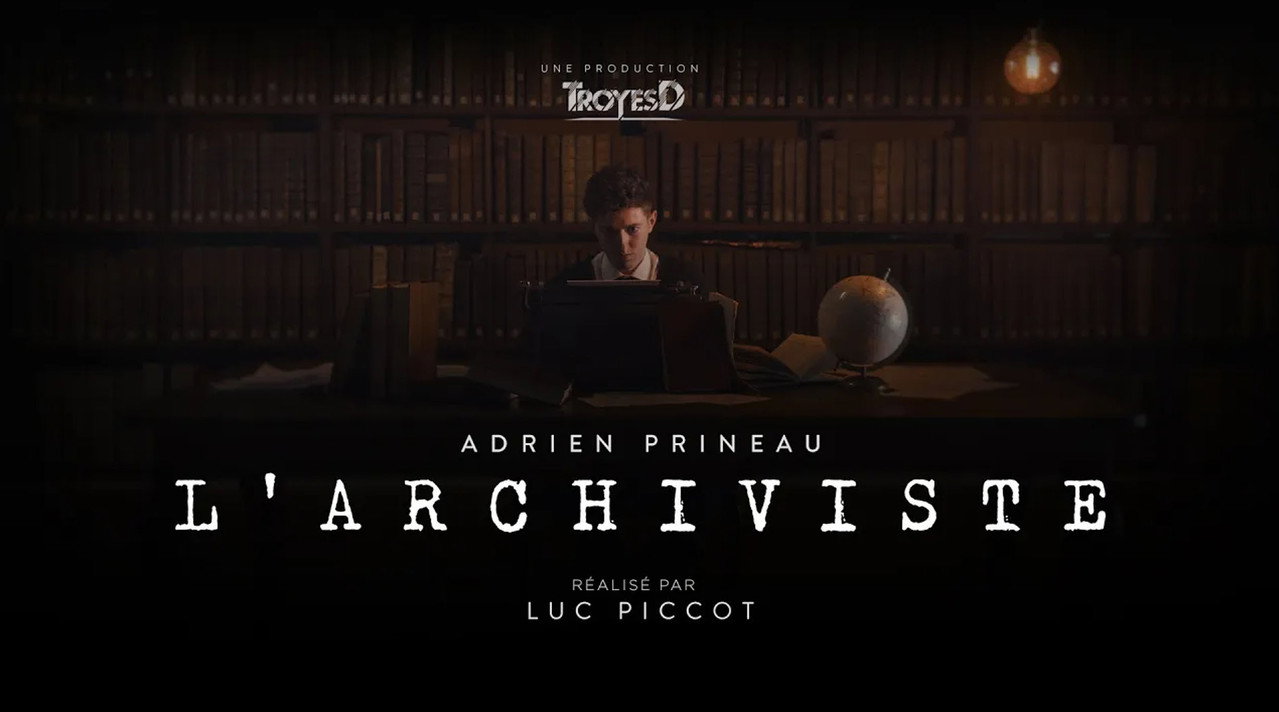Backdrop for L'archiviste