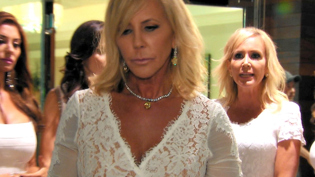 The Real Housewives of Orange County - Season 10 Episode 19 : Baptism by Fire