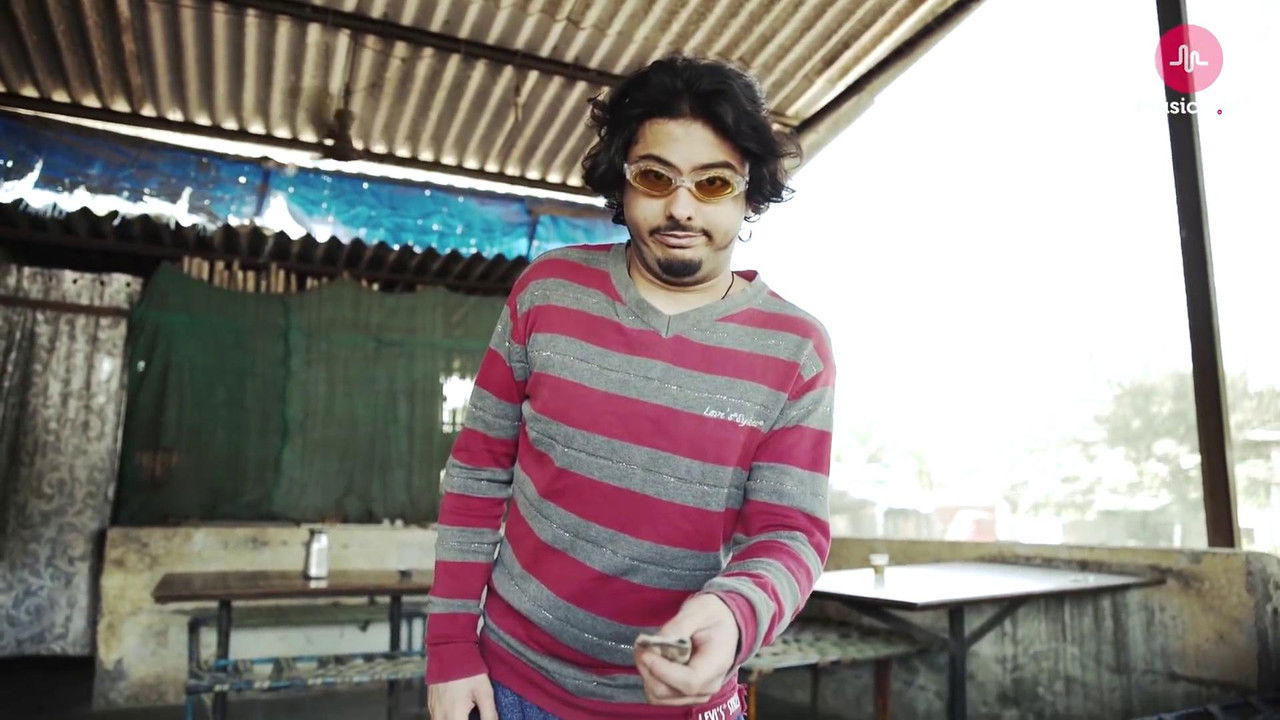 Carryminati — Épisode 105