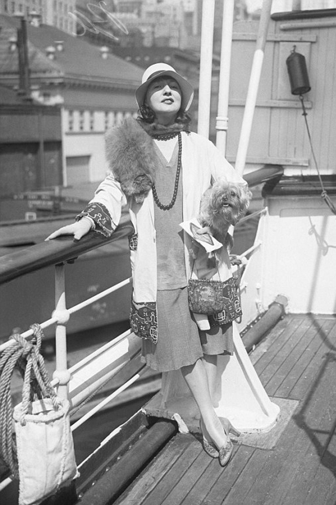 Broadway Gossip No.2 Backdrop