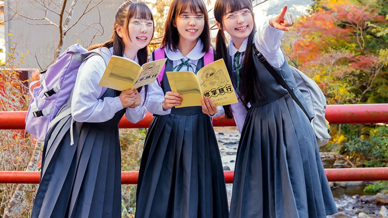 【修学旅行の思い出は初めての乱交】背伸びしたがるメスガキたちが修学旅行でハメ外しまくりヤリまくり乱交!中出ししまくりの修学旅行は最高の思い出