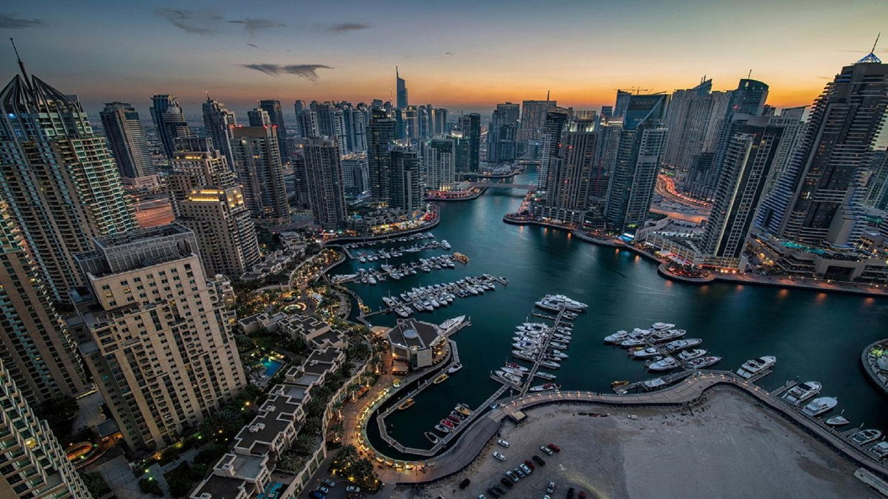 History of the Emirates still 3