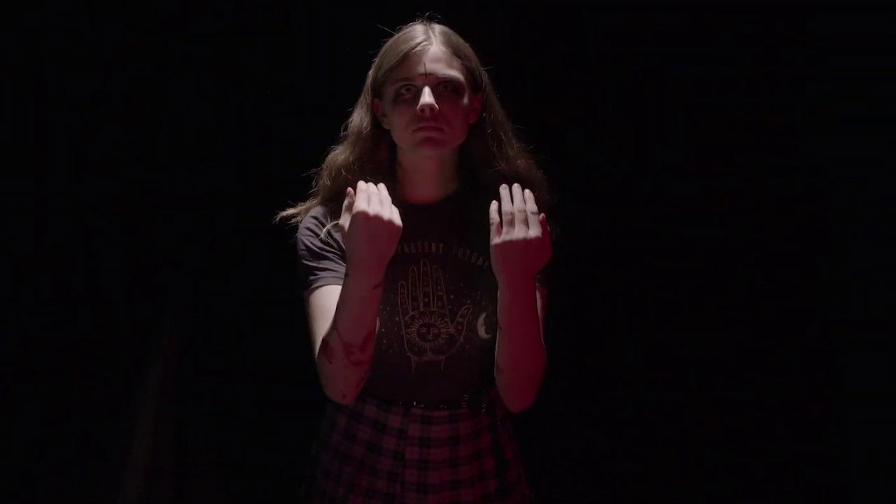 Tinderdamen backdrop