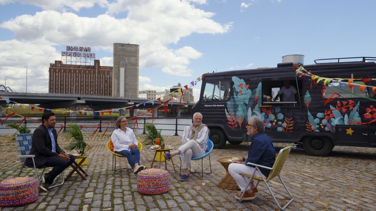 Curieuse rentrée 2021 backdrop