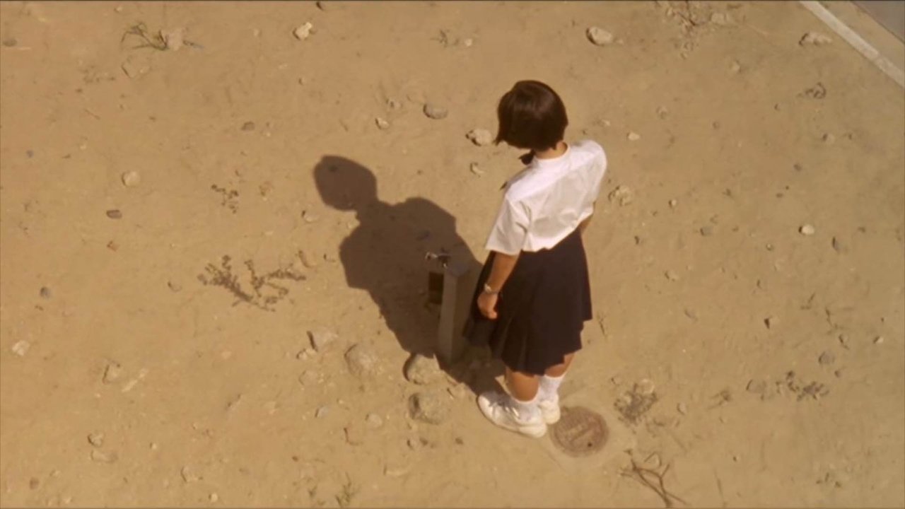 水の中の八月