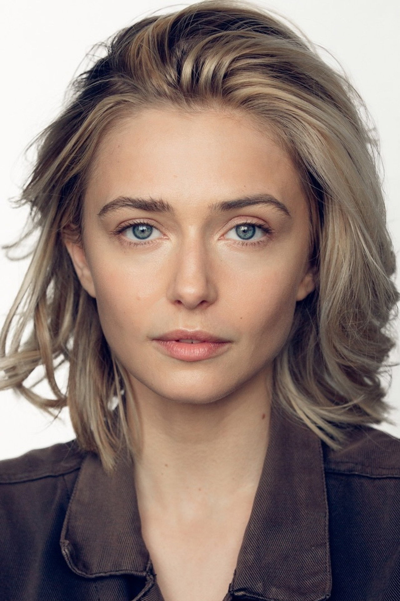 Sophie Simnett