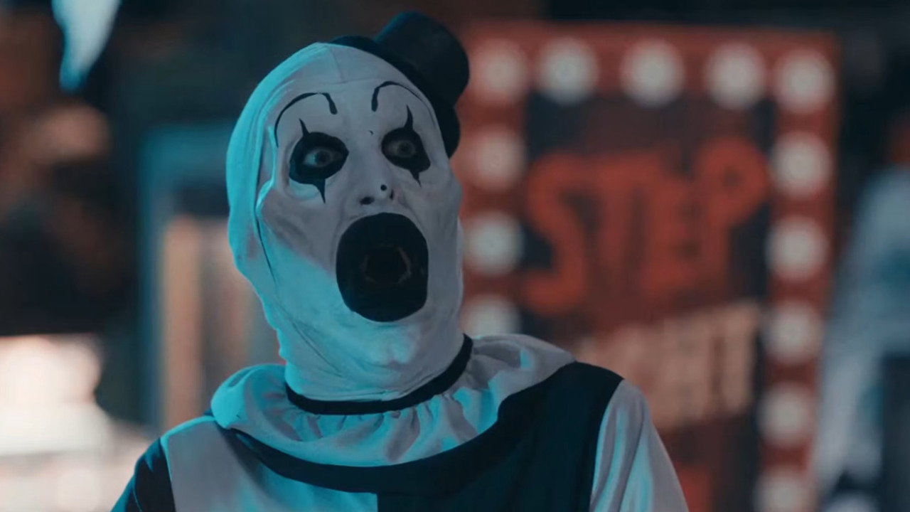 Terrifier 2 background 57