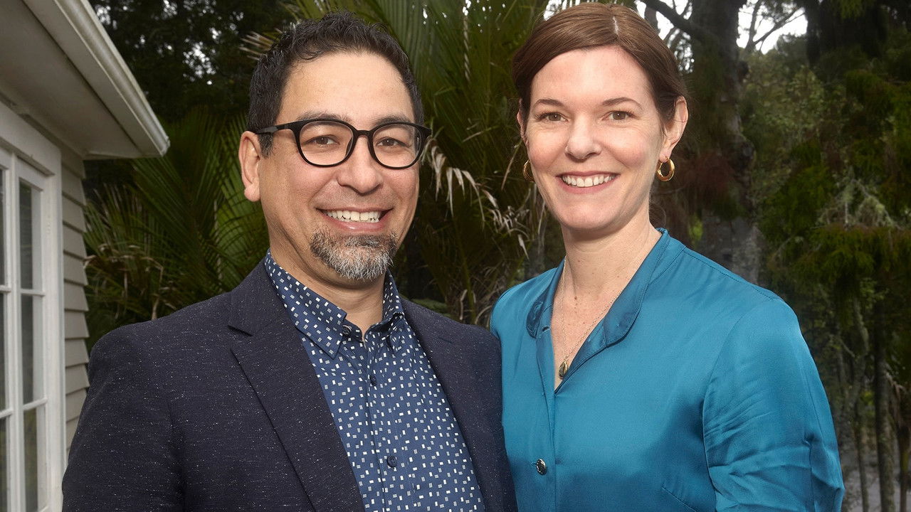 Love It or List It NZ backdrop