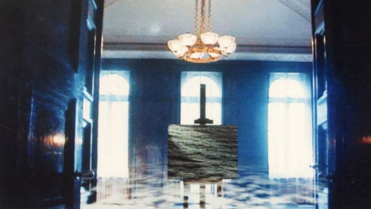 Magritte still 2