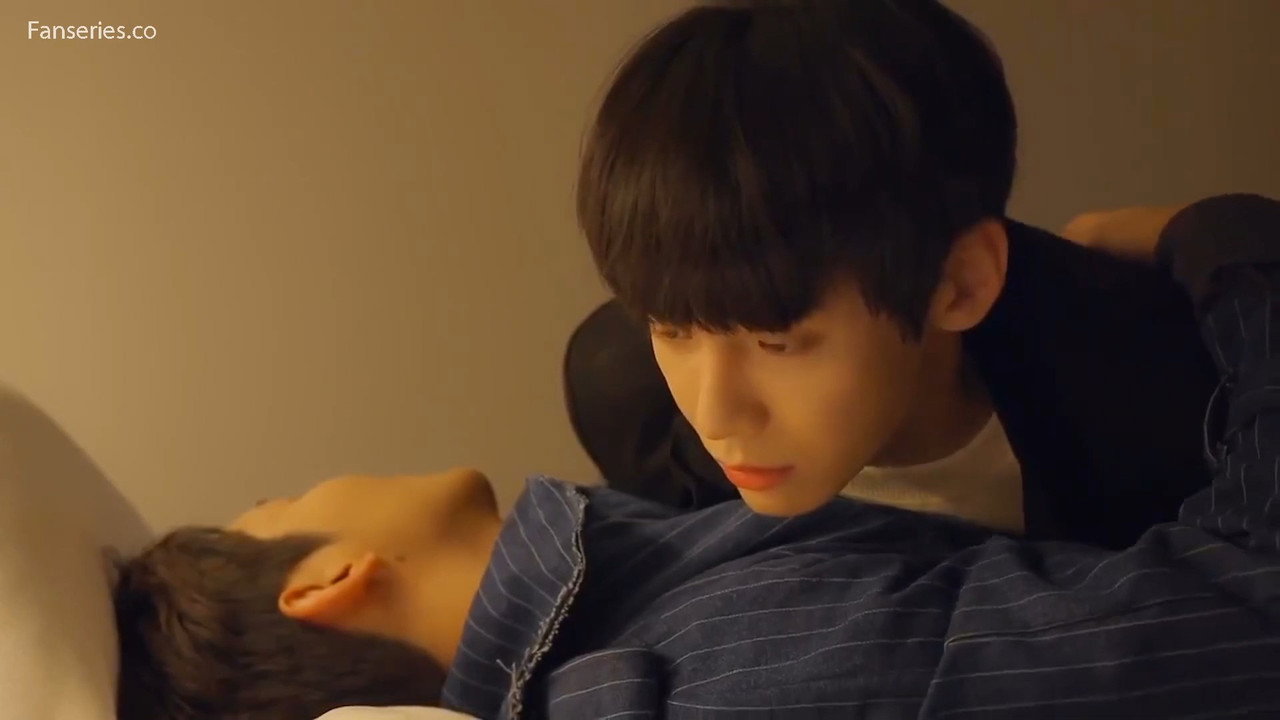 Image First Love, Again / Prima iubire, a treia oară (2022)