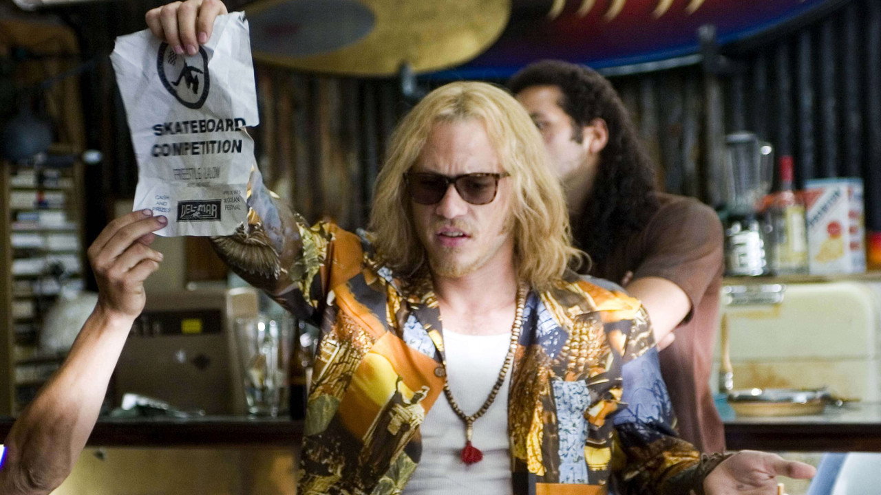 Lords of Dogtown background 20