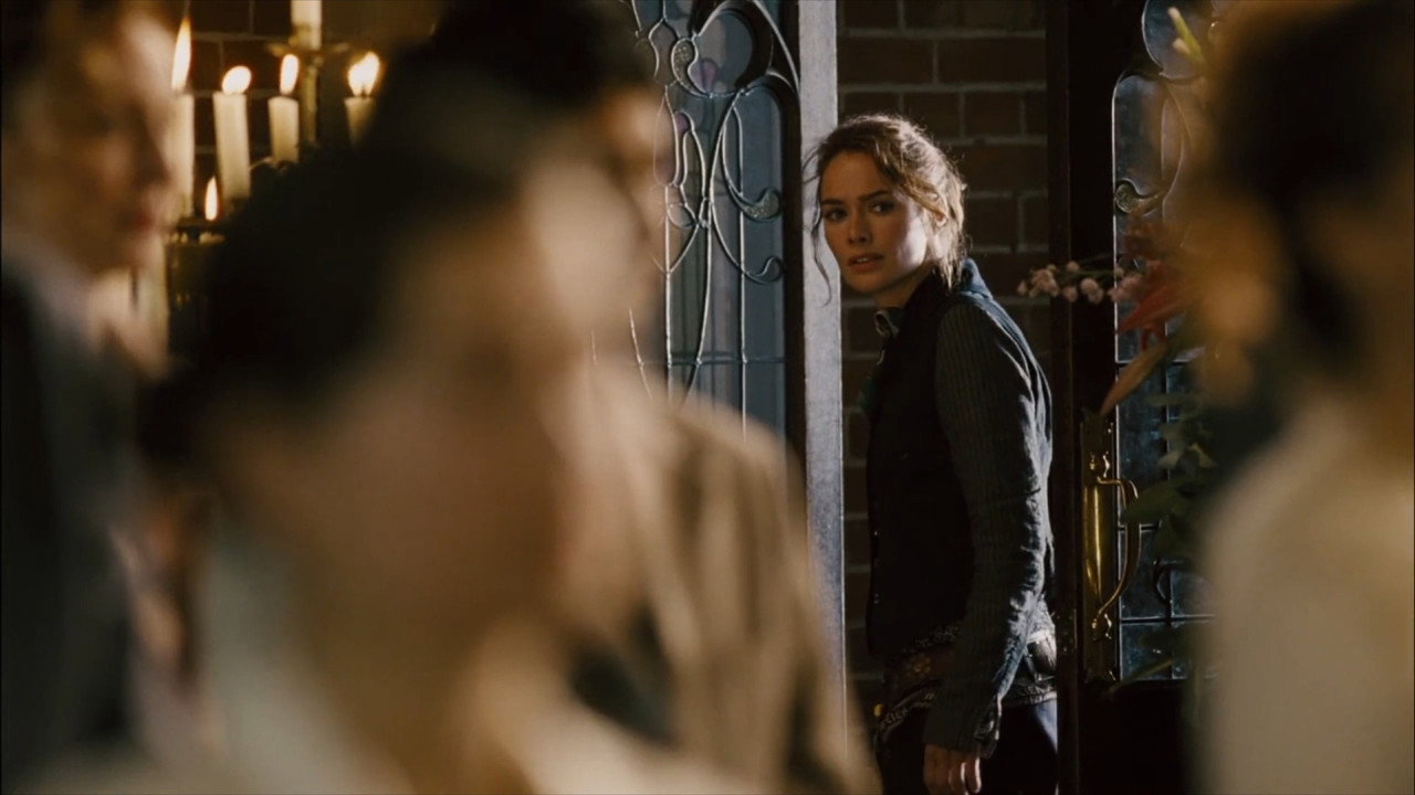 Imagine Me & You background 115