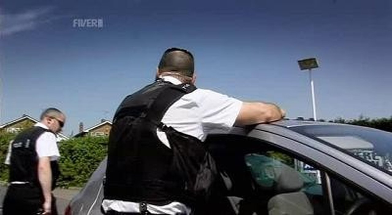 Police Interceptors - Season 2 Episode 1 : Episode 1