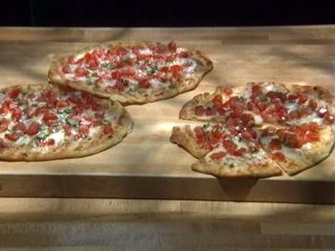 America's Test Kitchen - Season 6 Episode 18 : Grilled Pizza