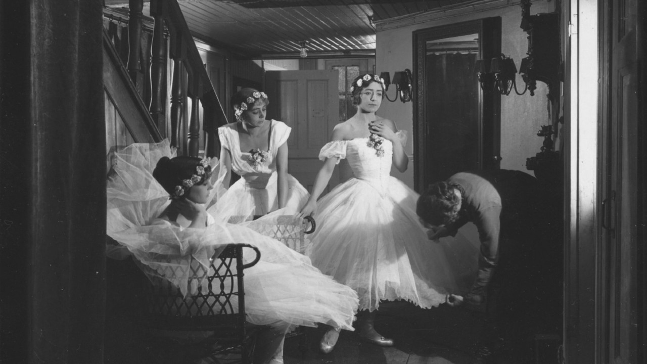 The Ballerina backgrop image