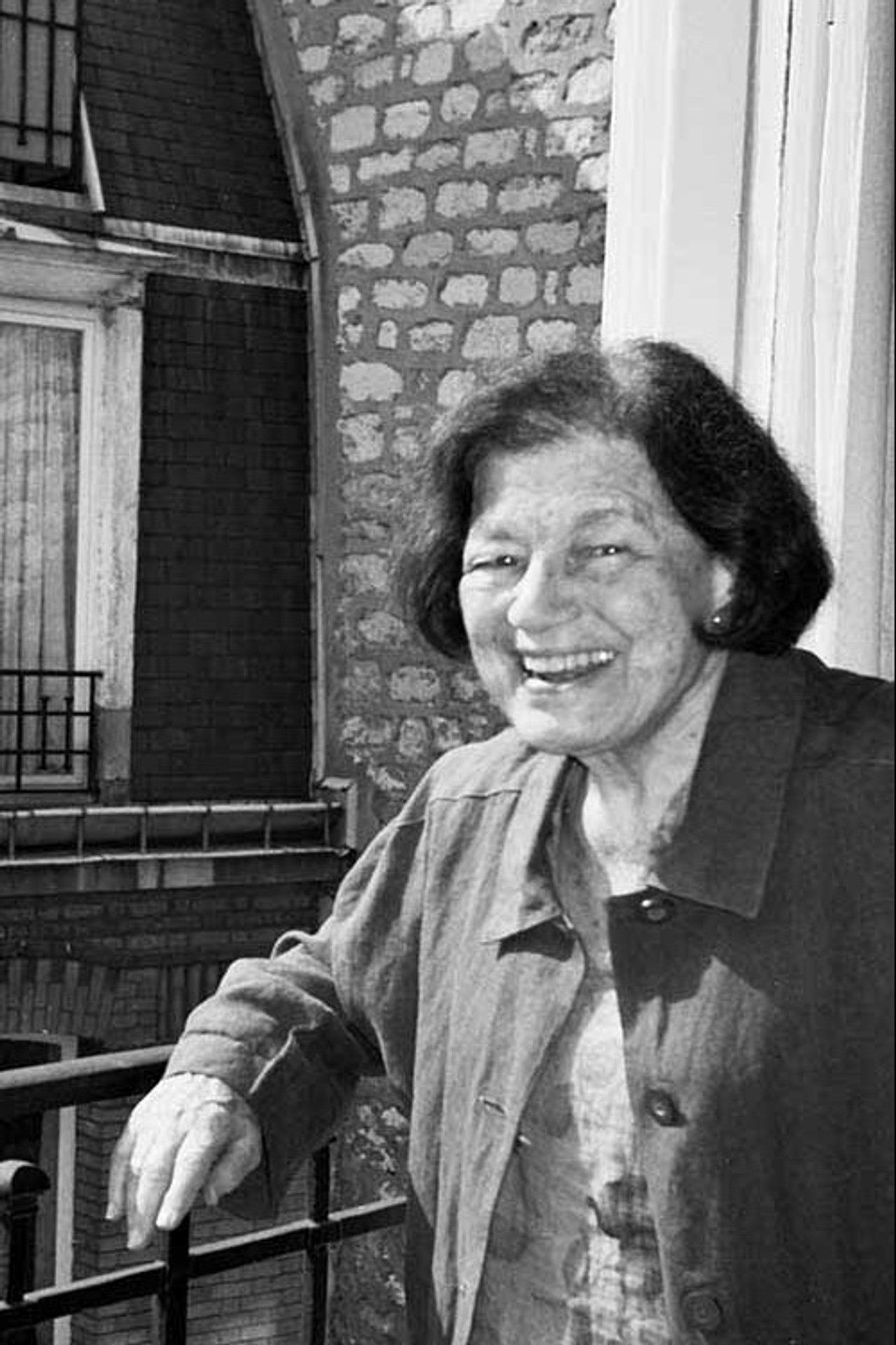 Paris Stories: The Writing of Mavis Gallant Backdrop