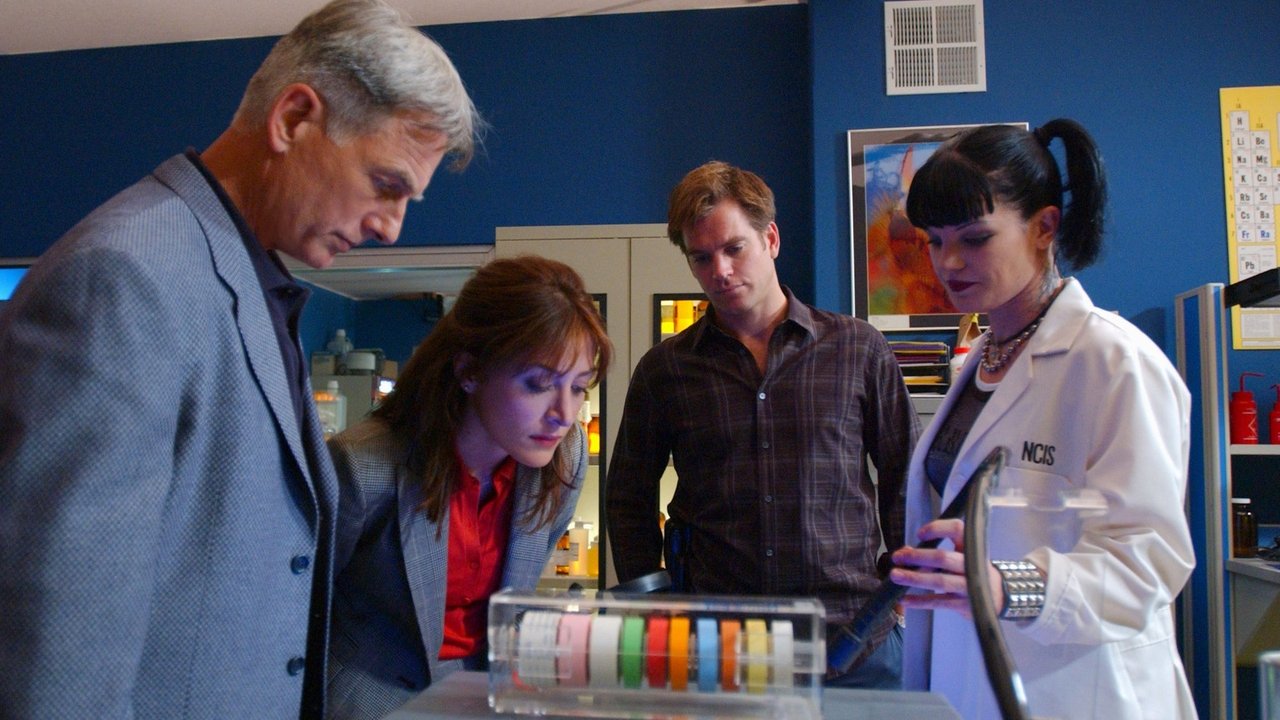 NCIS - Season 1 Episode 2 : Hung Out to Dry