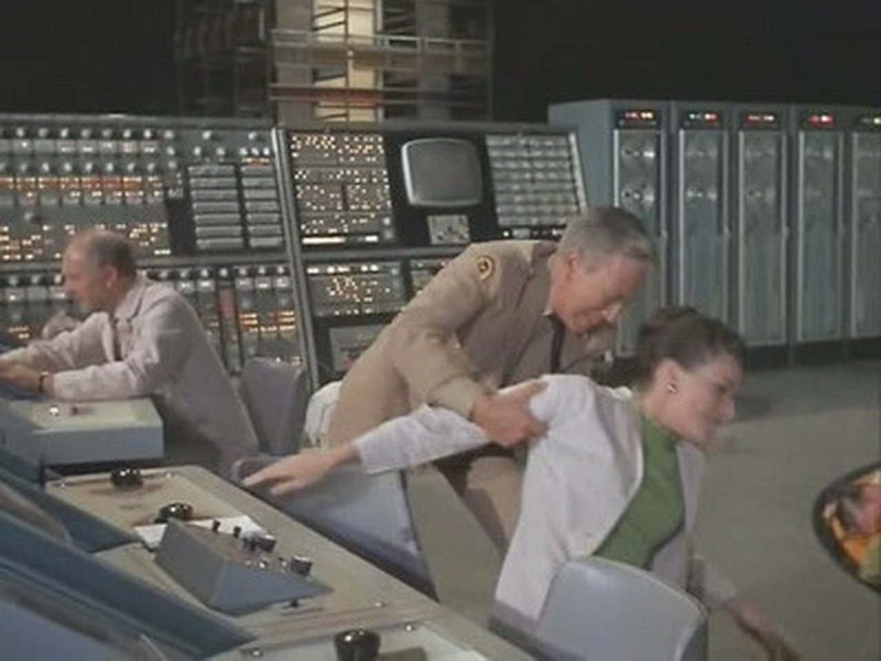 The Time Tunnel - Season 1 Episode 30 : Town of Terror