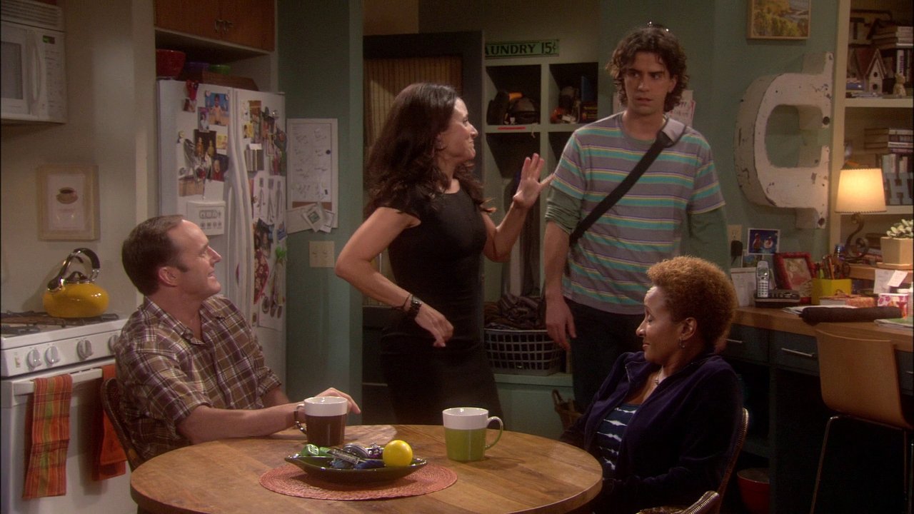 The New Adventures of Old Christine - Season 3 Episode 1 : The Big Bang