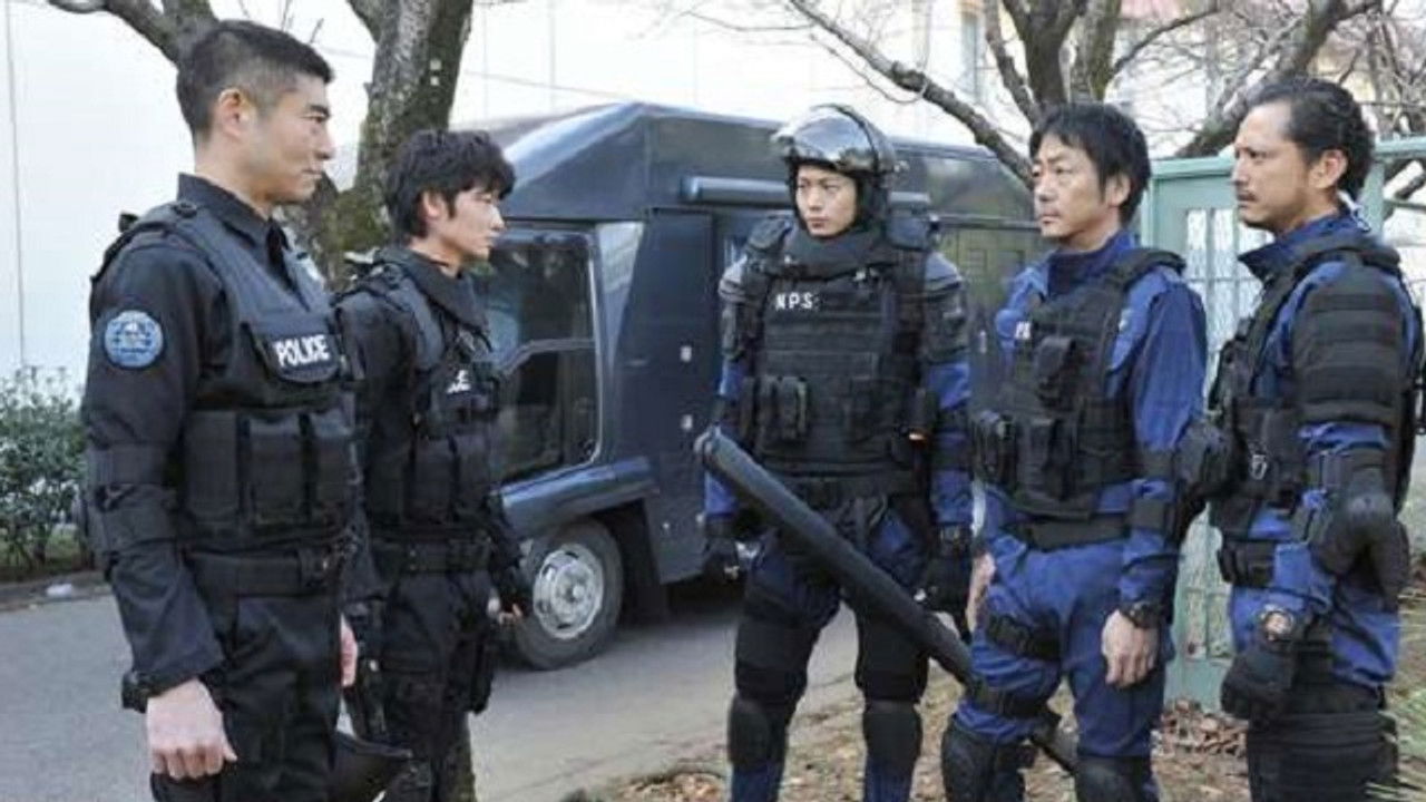 S - Saigo no Keikan — Épisode 2