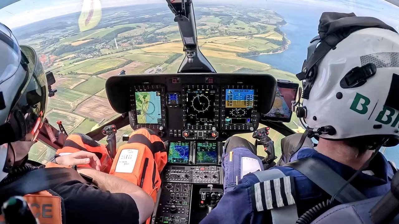 Yorkshire Air 999 - Season 2 Episode 2 : Race Against Time