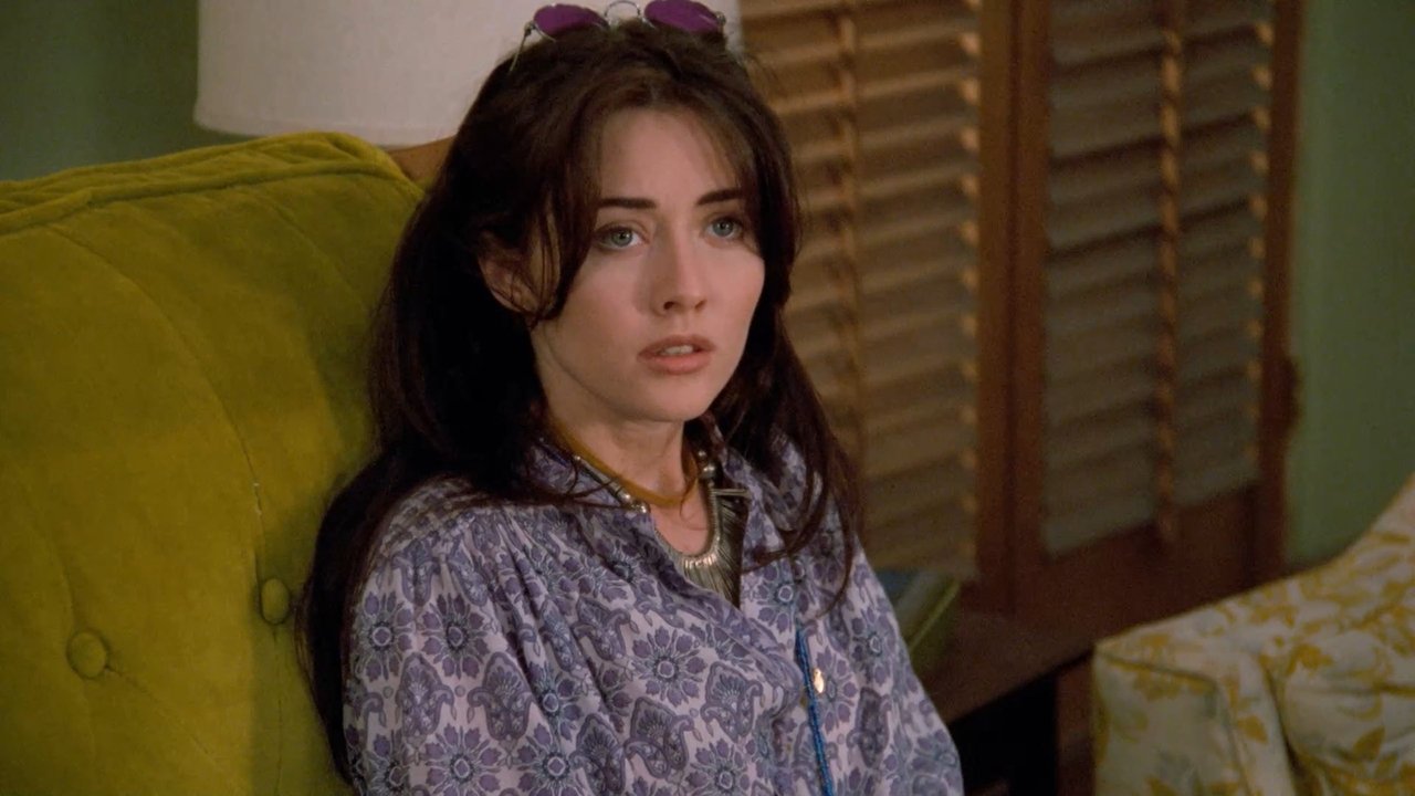 Beverly Hills, 90210 - Season 4 Episode 25 : The Time Has Come Today