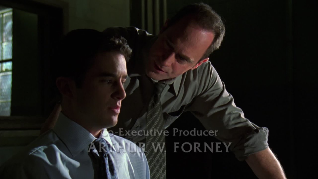 Law & Order: Special Victims Unit - Season 7 Episode 22 : Influence