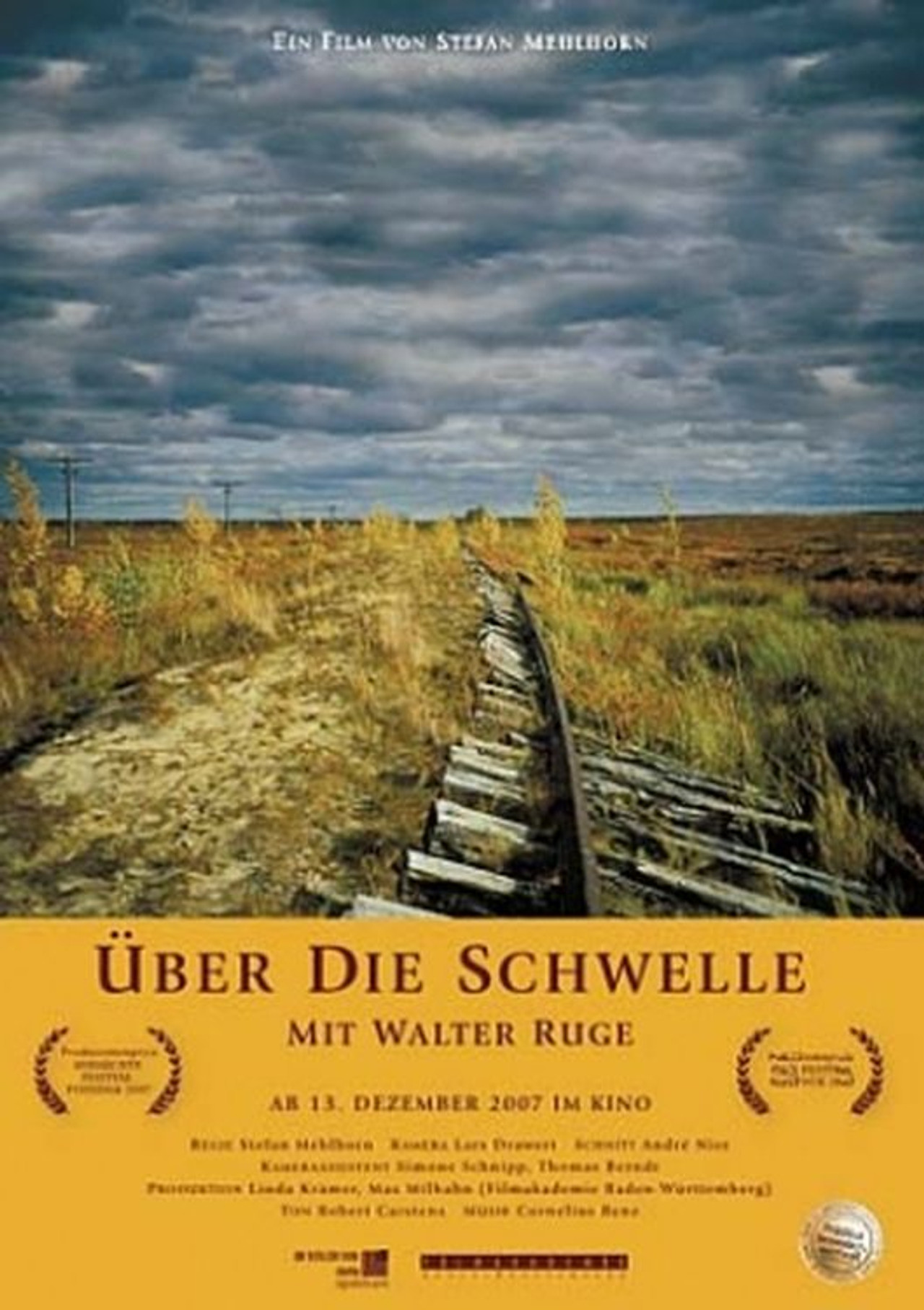 Über die Schwelle Backdrop