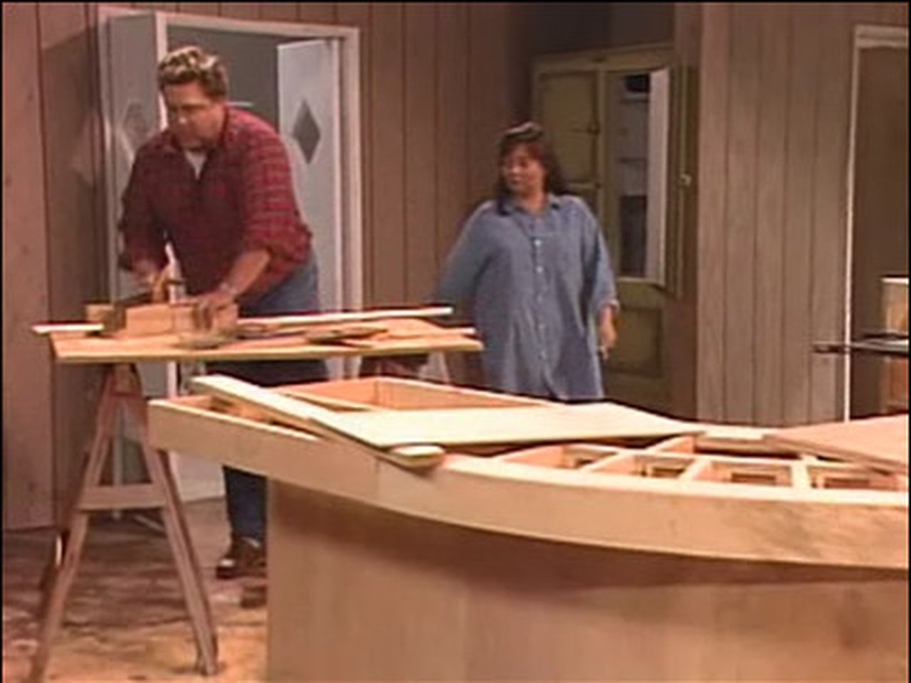 Roseanne - Season 5 Episode 8 : Ladies' Choice