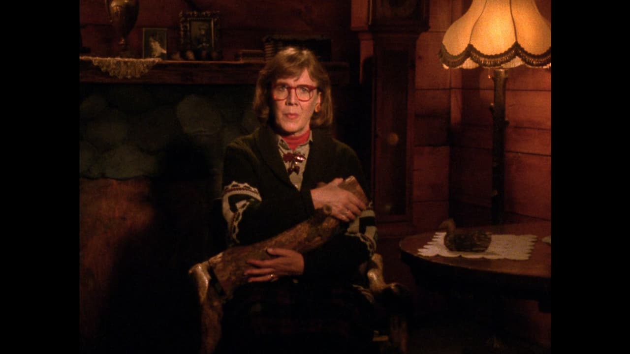 Twin Peaks - Season 0 Episode 66 : Log Lady Introduction - S02E20