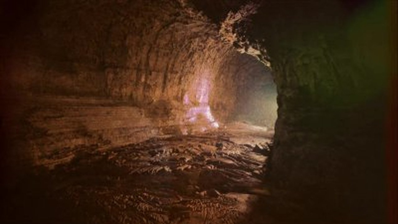 The UnBelievable with Dan Aykroyd - Season 2 Episode 12 : Extraordinary Journeys