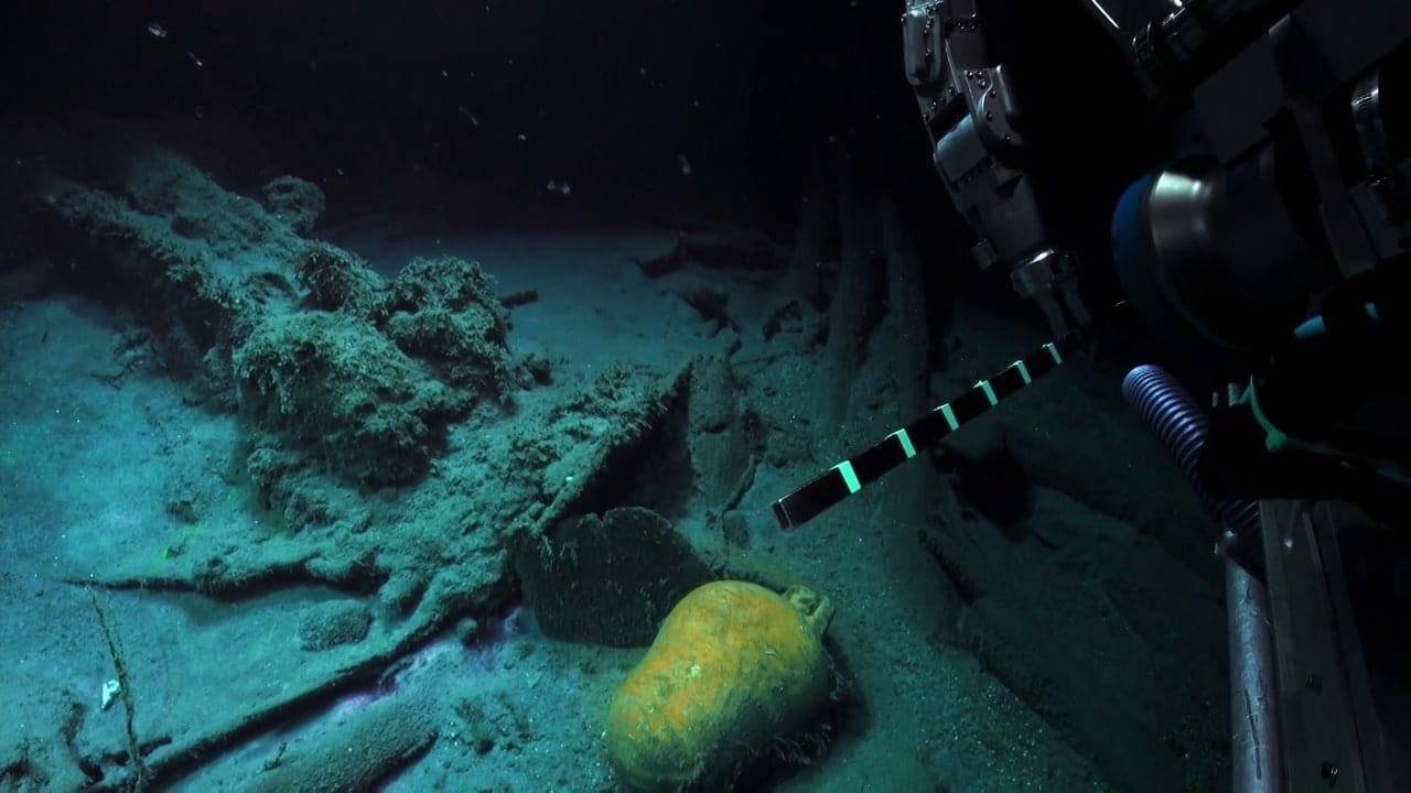 Ghosts of the Deep: Black Sea Shipwrecks background