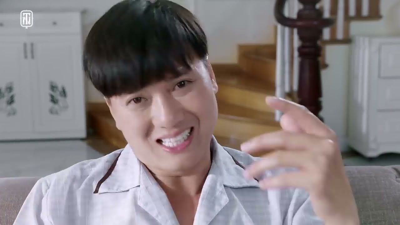 Cái Tết Của Thằng Khờ backdrop