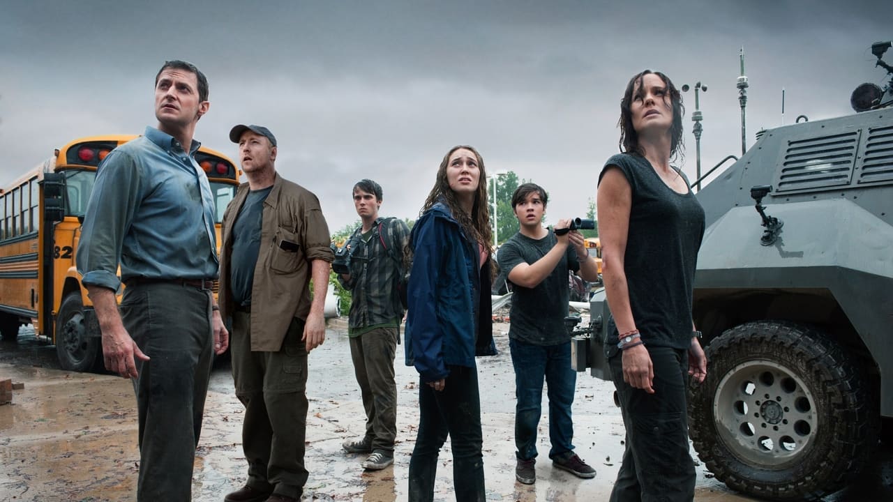 Cast and Crew of Into the Storm
