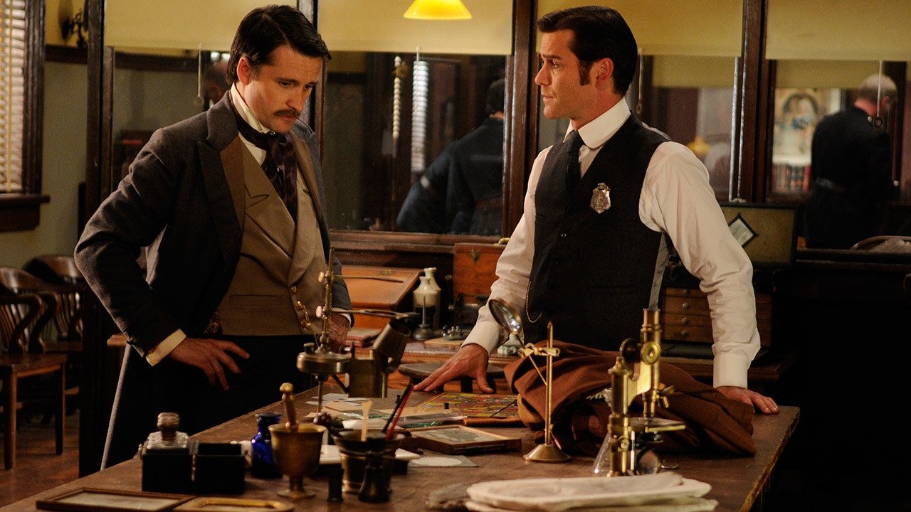 Murdoch Mysteries - Season 2 Episode 1 : Mild, Mild West