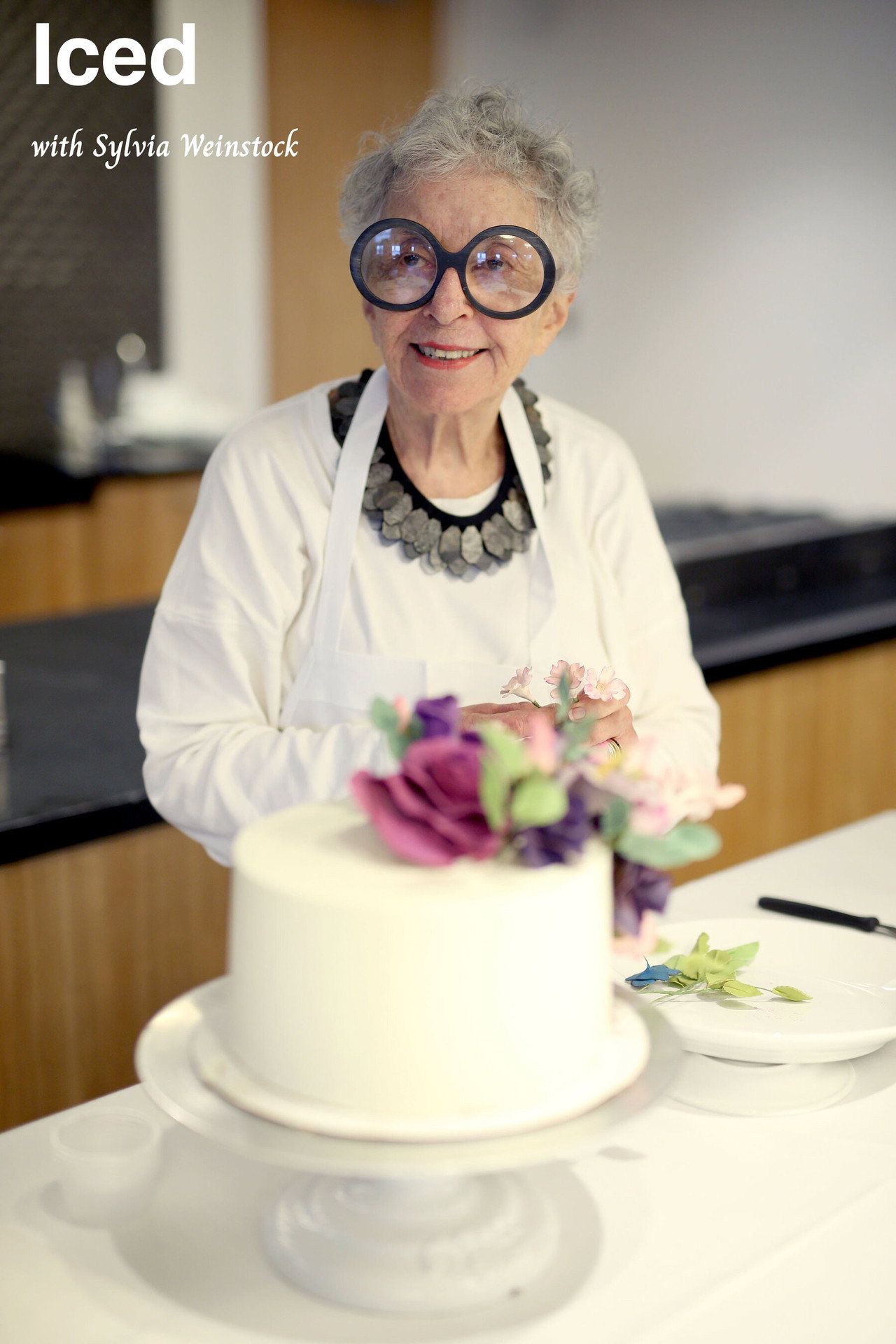 Iced with Sylvia Weinstock filmaffisch
