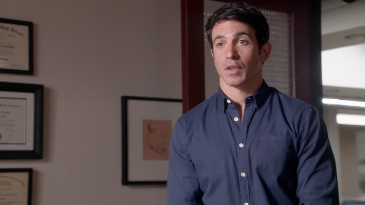 The Mindy Project - Season 1 Episode 5 : Danny Castellano Is My Gynecologist