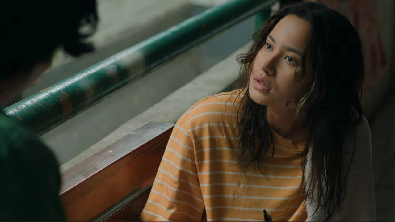 Siti Vampire still 3