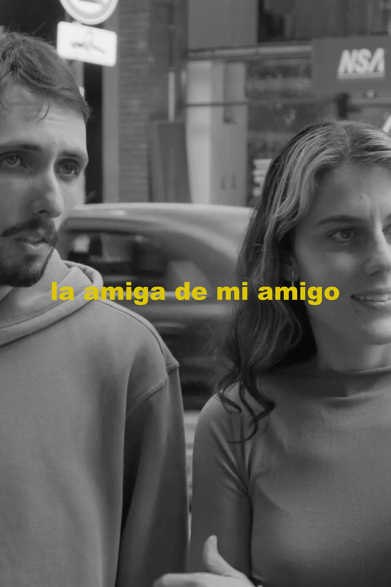 La amiga de mi amigo Backdrop